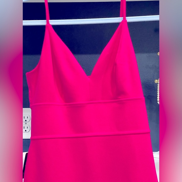 Express little hot pink dress XS brand new tags still on - Picture 2 of 9
